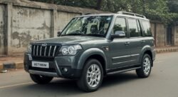 Mahindra BE 6 Batman Edition का ब्लैक मॉन्स्टर लुक वायरल! कीमत जानकर आप भी चौंक जाएंगे